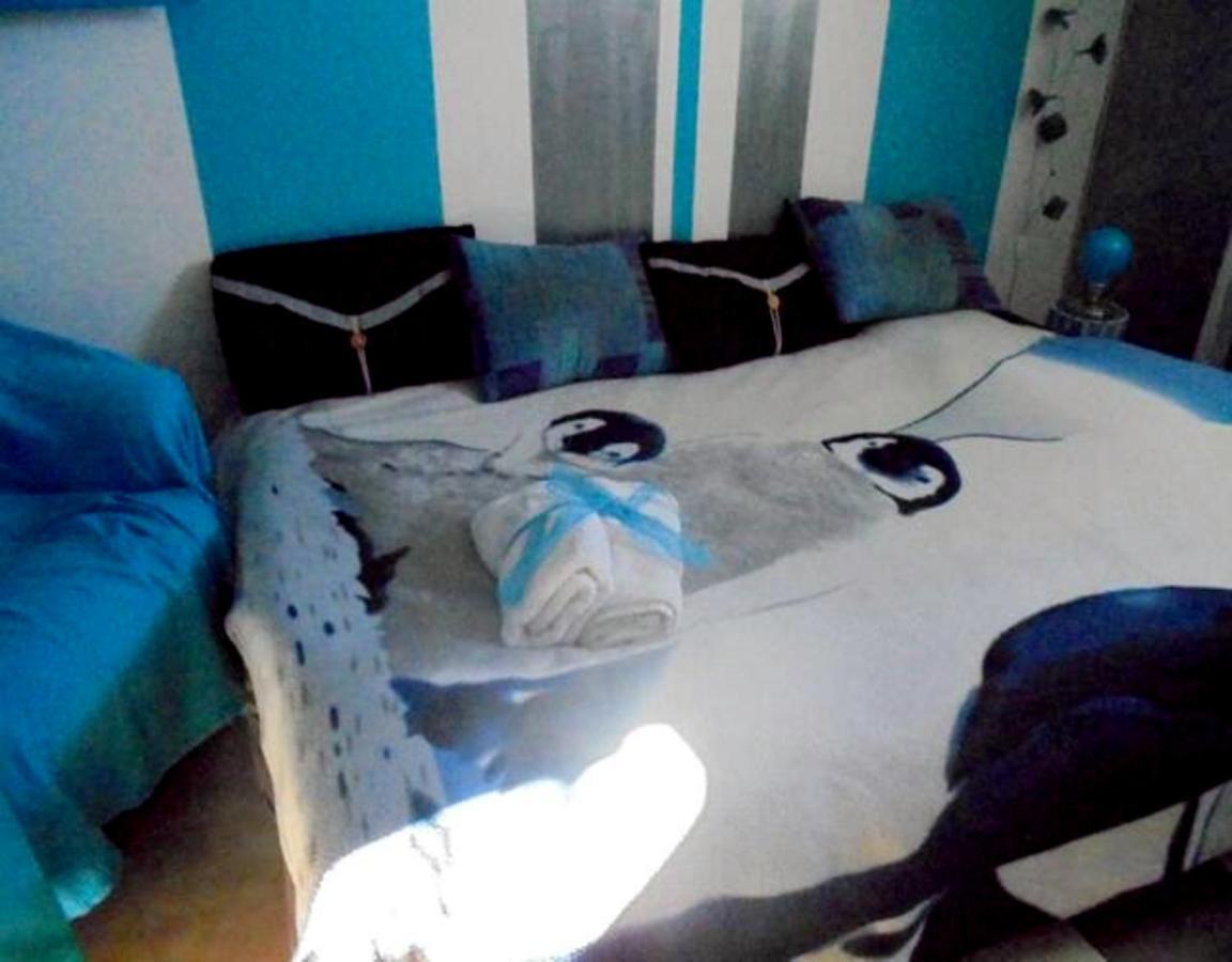 Blue Room, Kitchenette 肖蒙 外观 照片